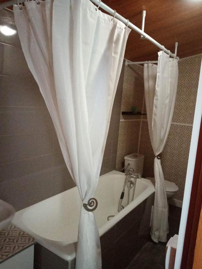 Les P'Tites Pistes Bed & Breakfast Chaux-des-Pres Exterior foto