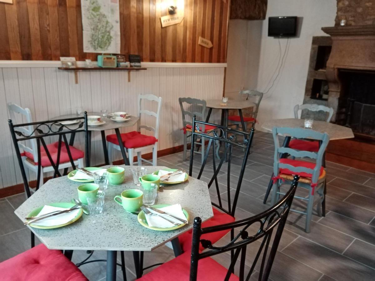 Les P'Tites Pistes Bed & Breakfast Chaux-des-Pres Exterior foto