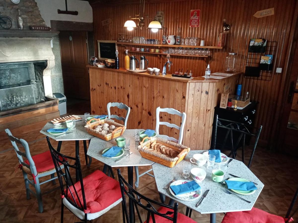 Les P'Tites Pistes Bed & Breakfast Chaux-des-Pres Exterior foto