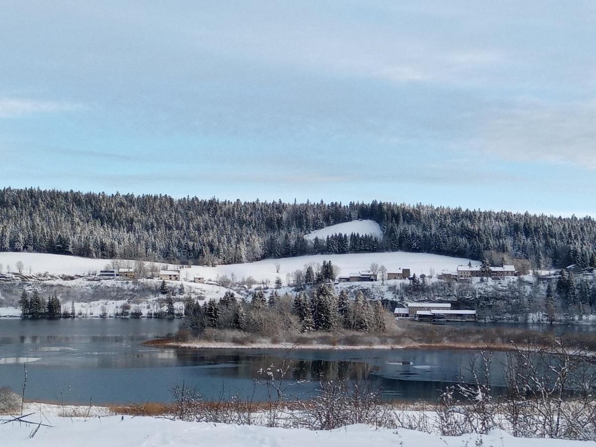 Les P'Tites Pistes Bed & Breakfast Chaux-des-Pres Exterior foto